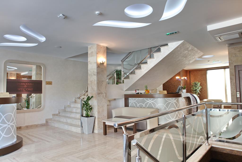 Garni Hotel Aveny Cacak Ngoại thất bức ảnh