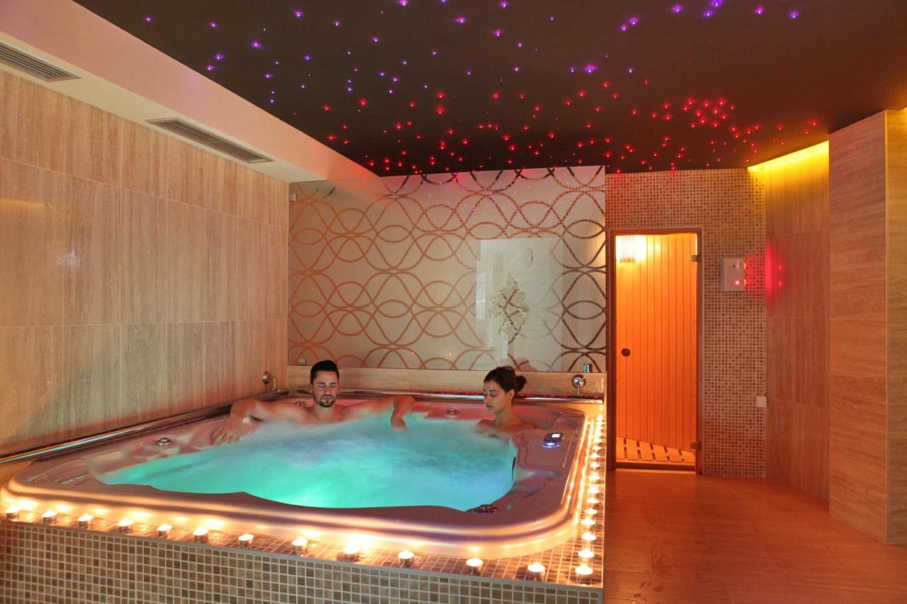 Garni Hotel Aveny Cacak Ngoại thất bức ảnh