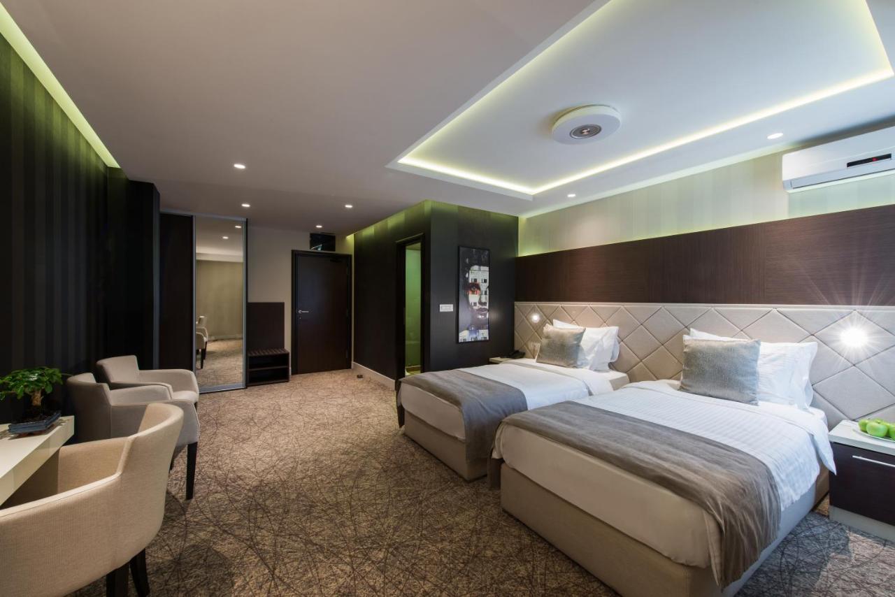 Garni Hotel Aveny Cacak Ngoại thất bức ảnh