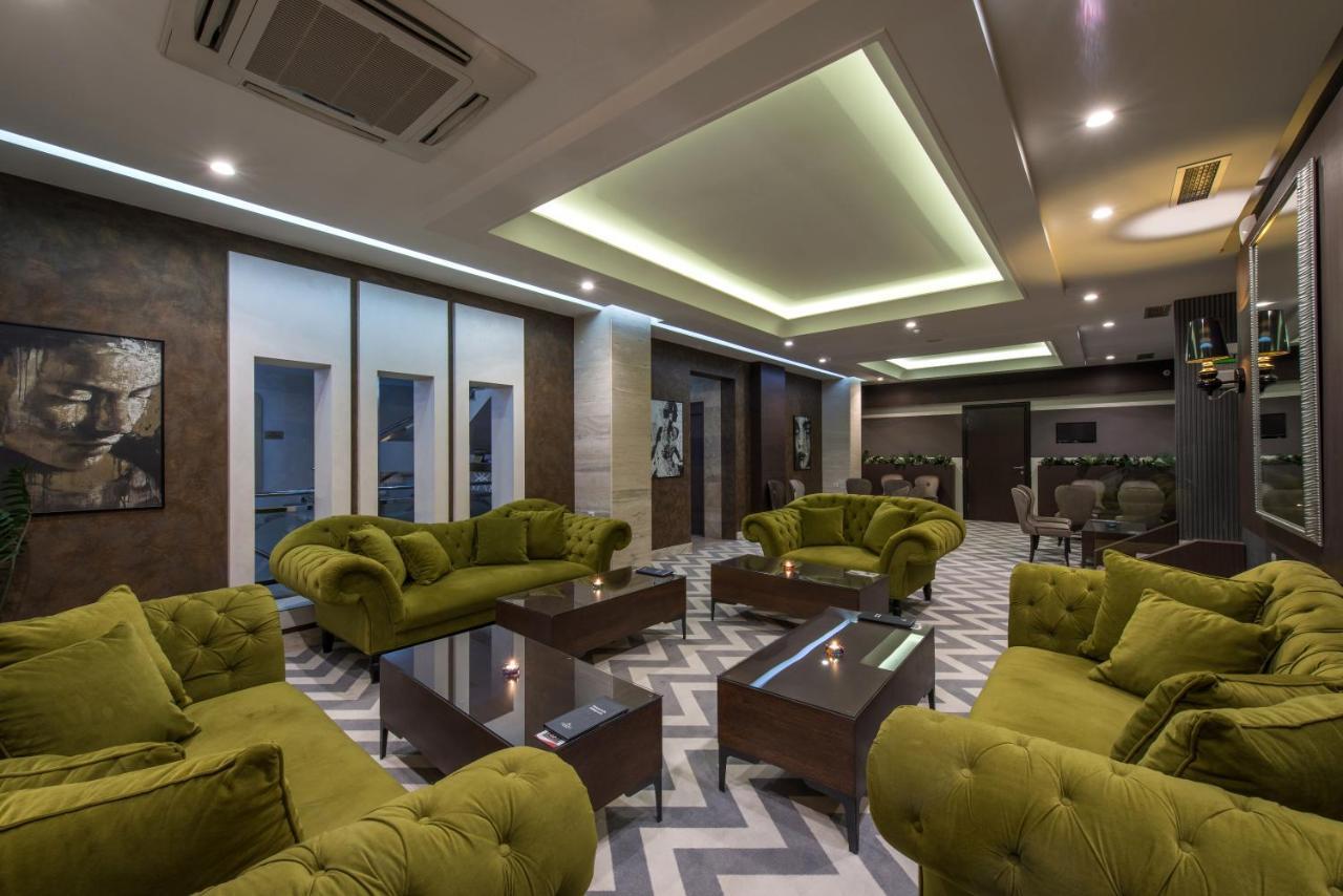Garni Hotel Aveny Cacak Ngoại thất bức ảnh